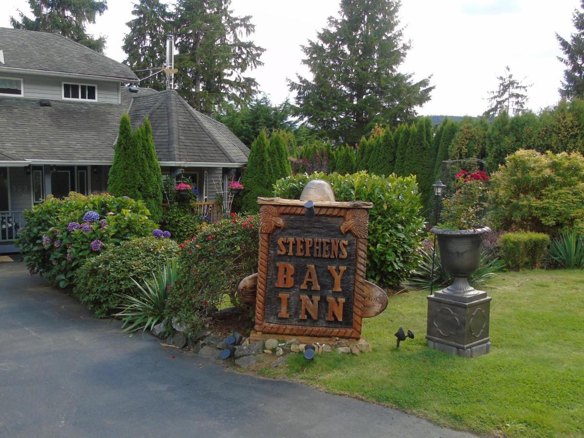 The Oceanfront Inn On Stephens Bay Coal Harbour Exterior foto